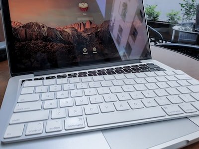 3 astuces pour bien nettoyer l'écran de votre PC